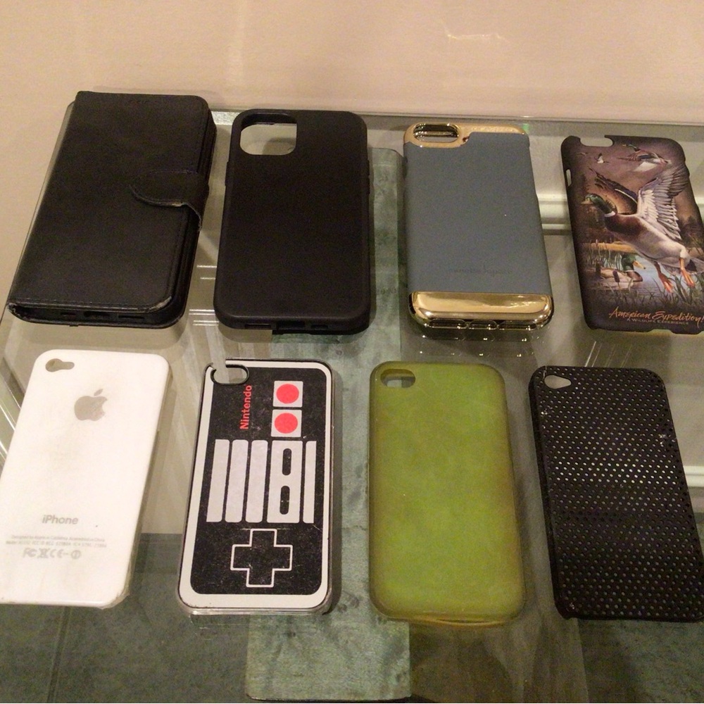🎁Free gift with purchase 1 of cases Bundled 8 cellphone cases Preloved unisex